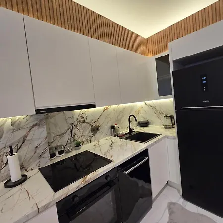 Luxury Beachfront Cleopatra Apartament Alanya